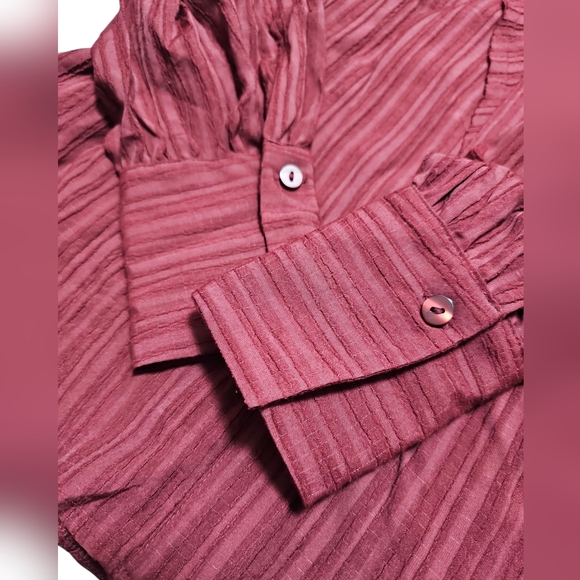 TOPSHOP Berry Textured Panel Flared Long Sleeve Blouse Size 8 - Picture 3 of 9